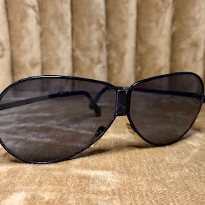 Vintage 90’s Collapsible Black Aviator Sunglasses