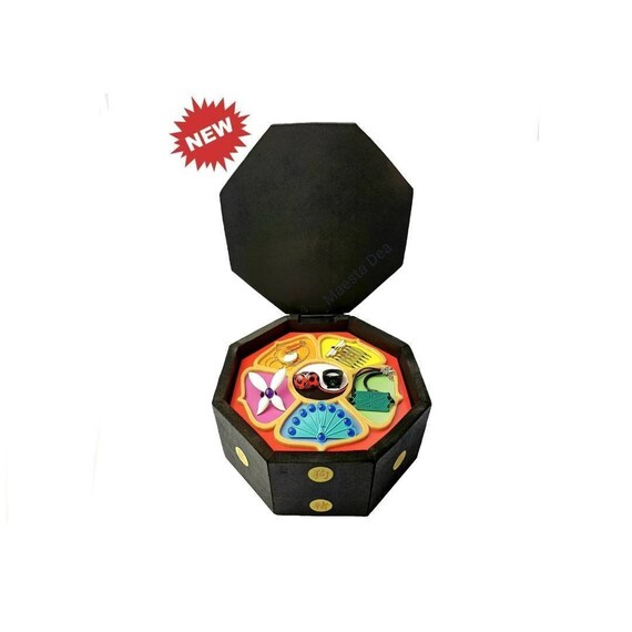 ladybug and cat noir miracle box toy