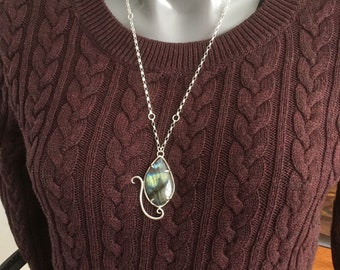 Hanger collier, zilver met Labradoriet aan handgemaakte ketting, Edelsmid handwerk