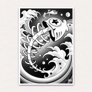 Puede incluir: Una ilustración en blanco y negro que muestra una cabeza de pez esquelética con un ojo en forma de estrella, una larga columna vertebral segmentada y un pez más pequeño arriba, sobre un fondo de olas y burbujas, con la firma LUCA en la esquina.