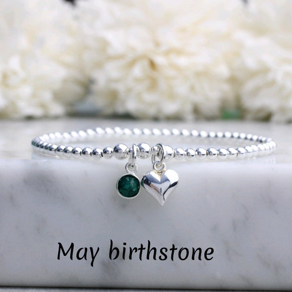 May birthstone bracelet. Sterling silver stretch bracelet with emerald charm. May birthstone gift. Mothers day gift.