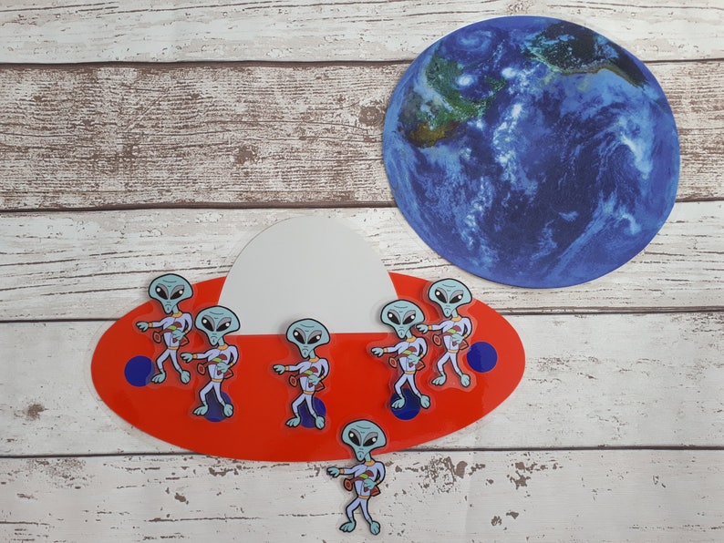 5 little men in a flying saucer song nursery song counting Etsy