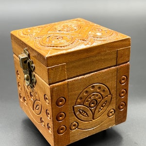 Hand carved Ukrainian  Box  Hand Painted Wooden box  Jewelry Box Gift for Her Mother&#39;s gift Exclusive box Handmade box