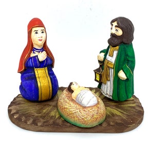 WYKONANE NA UKRAINIE! Drewniana szopka Scena Święta Rodzina 4,3” wysokości Ręcznie malowana dekoracja świąteczna Kolekcjonerski prezent religijny
