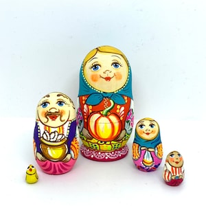 Nesting ukrainian village family  doll 5  pieces nesting doll hand painted beautiful christmas gift kid's room decor