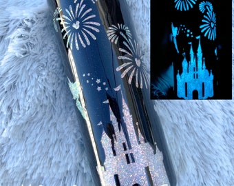 Castle inspired glitter tumbler, floating mouse head tumbler, glitter tumbler, Christmas tumbler, vacation tumbler, glitter cups, tumblers