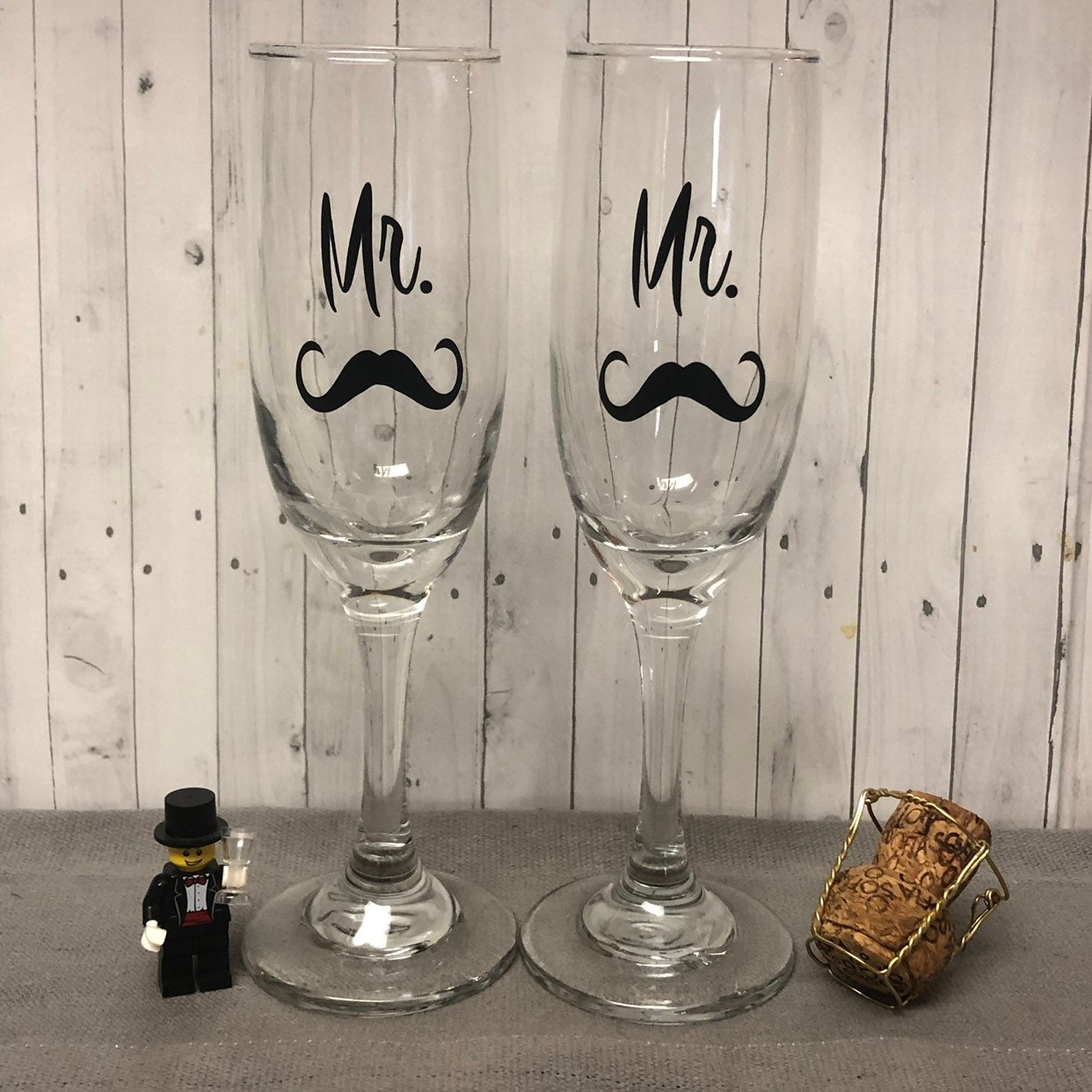 Ideal Humorous Gift for Couples Anniversary Mr & Mrs Stemless Champagne Flute Glasses with ‘Hubby’ and ‘Wifey’ Design Wedding Valentine’s or Date Night at Home. Gift Boxed Ideal Humorous Gift for Couples Anniversary Mr & Mrs Stemless Champagne Flute Glasses with ‘Hubby’ and ‘Wifey’ Design Wedding Valentine’s or Date Night at Home. Gift Boxed