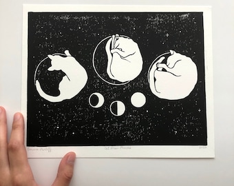 Impresión en bloque de fases de la luna del gato, arte de la pared celestial, impresión de la fase lunar, decoración del gato, arte de la pared del gato celestial, impresión de arte hecha a mano, regalos de la gente del gato