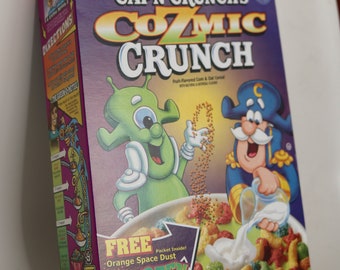 Cap'n Crunch's Cozmic Crunch 1998 Cereal Box Alien Area 51 Comic Book Art in the back Captain Krunch