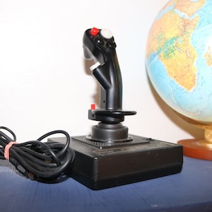 ThrustMaster F-16 FLCS Flight & Weapons Control System (Pc, IBM, DOS) 15 pin Vintage 1990s Joystick