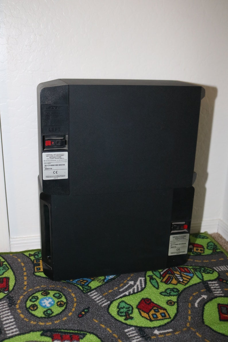 BOSE 201 Speakers 1996 Stereo Speaker 