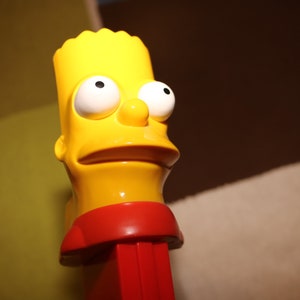 Bart Simpson Pez Giant Talking Pez Dispenser Homer Marge Simpsons door Matt Groening Plastic