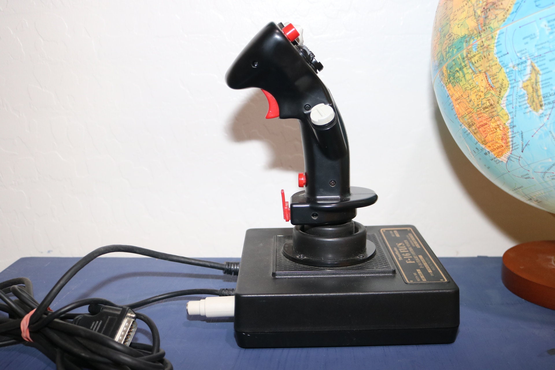 Thrustmaster F-16 FLCS Flight & Weapons Control System pc, IBM, DOS 15 Pin  Vintage 1990s Joystick 