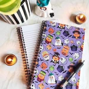 Spooky Chicky Nuggs + Boolicious Boo Buckets - Spiral Notizbuch