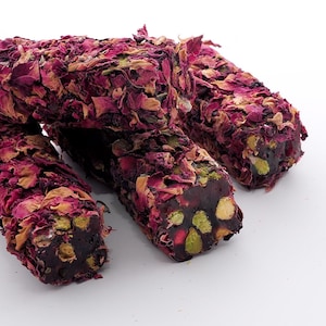 Rose Petals Covered Turkish Delight