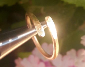 Anillo de oro, Anillo de oro para mujer, Anillo para mujer, Anillo lleno de oro, Anillo de declaración, Anillo de pila de oro, Anillo abierto, Anillo ajustable, anillo martillado