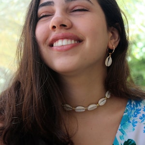 Shell Choker, Cowrie seashell with gold beads, Puka Shell Necklace, Adjustable Bohemian Choker