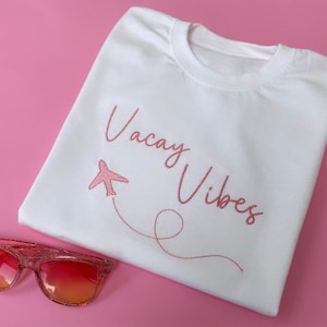 Personalised Vacay Vibes Holiday t-shirt  holiday sweatshirt   first holiday   plane   baby&#39;s first holiday  flying kids holiday t-shirt