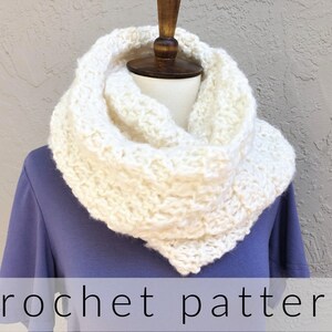 Crochet Nebbia Scarf Pattern - Bulky Yarn - Beginner - Textured Rectangle - Pattern PDF
