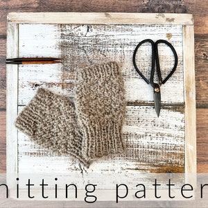 Knitting Pattern PDF Trento Fingerless Gloves Easy Mitts Knitting Pattern Hand Warmers Knit Pattern Wrist Warmers Knitting Pattern imagem 1