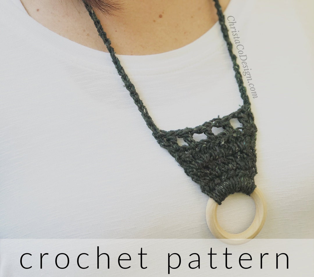 Simple crochet necklace deals