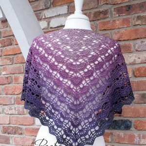 Sugar Plum Shawl, crochet shawl pattern, crochet pattern, shawl pattern, written pattern, charted pattern, charted crochet, triangle shawl imagen 4