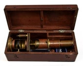 Art Antiques Xarreque Magnificent portable field microscope mid-19th century bronze and copper box fine wood museum perfect