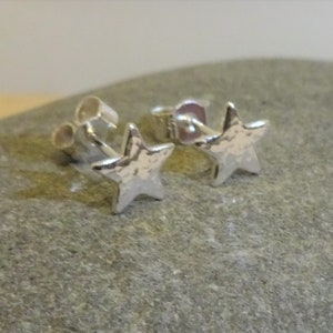 Silver hammered star stud earrings, star studs, star earrings, gift for her