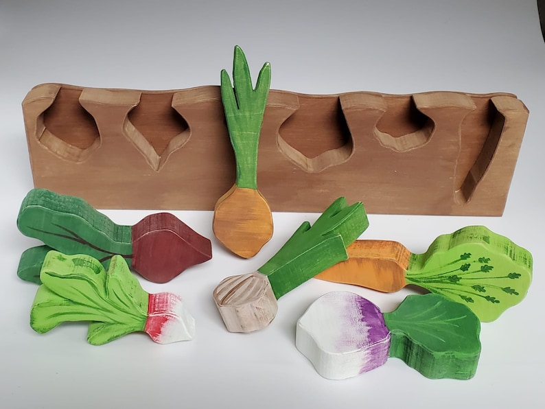 Root Vegetable Puzzle Montessori and Waldorf inspired education toy 6 Veggies Solid 1pc Vegetables