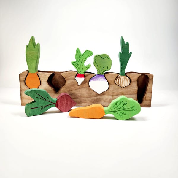 Root Vegetable Puzzle - Montessori and Waldorf inspired education toy   6 Veggies