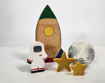 Spectaculaire ruimte Small World Playscape - Galaxy/Rocket/Ruimteschip/Alien/Astronaut - Handgemaakte ruimteset / geïnspireerd op Montessori en Waldorf