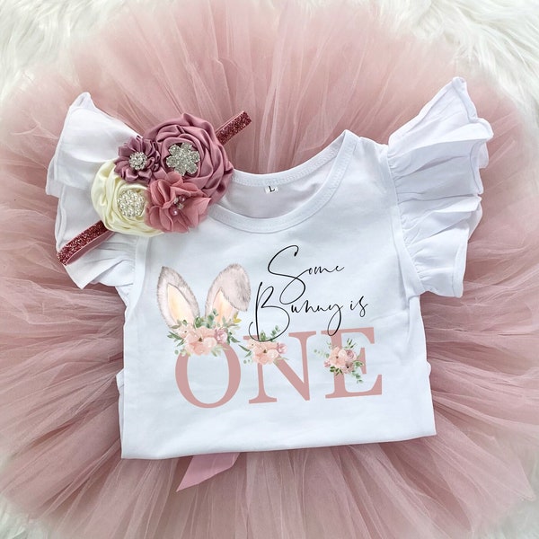 Einige Häschen sind ein 1. Geburtstags-Mädchen Blush Pink und Mauve Tutu Outfit, Vintage Rose Blumen Bodysuit, Osterhasen-Kaninchen-Kuchen-Smash-Outfit