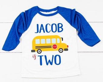 2do cumpleaños niño camisa de autobús escolar, segundo cumpleaños niño camisa dos 2 camisa de autobús escolar estilo béisbol raglán personalizado con nombre