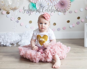 1st Birthday Girl Outfit Vintage Rose Vintage Pink One Tutu Pettiskirt Outfit Cake Smash Shirt Bodysuit Headband Rose Gold Glitter