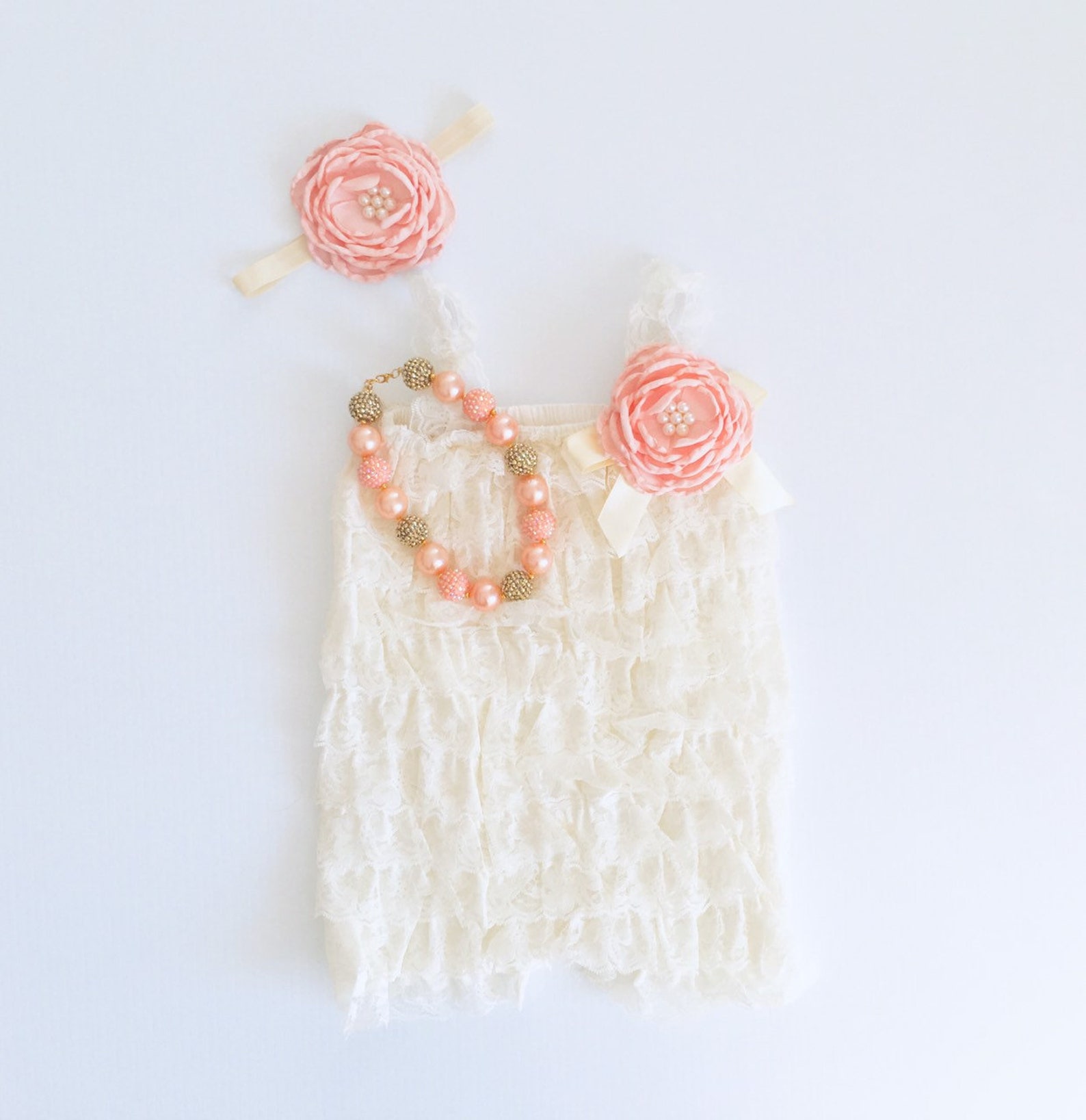 Ivory And Peach Lace Anacita