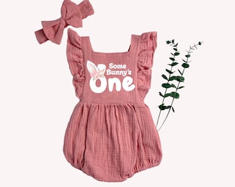Some Bunny's ONE Dusty Rose Natural Cotton Muslin Romper 1st Birthday Girl Outfit, One Birthday Set Girl, Cake Smash Outfit, Bunny Rabbit