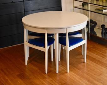 Restored Hans Olsen for Frem Rolje roundette dining set, circa 1960s