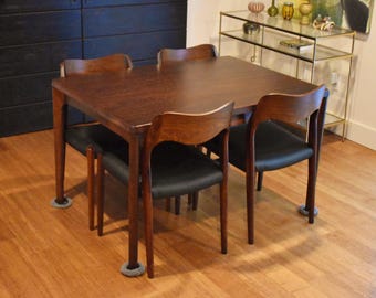 Restored expandable rectangular dining table (extends 47.5" - 83" long)