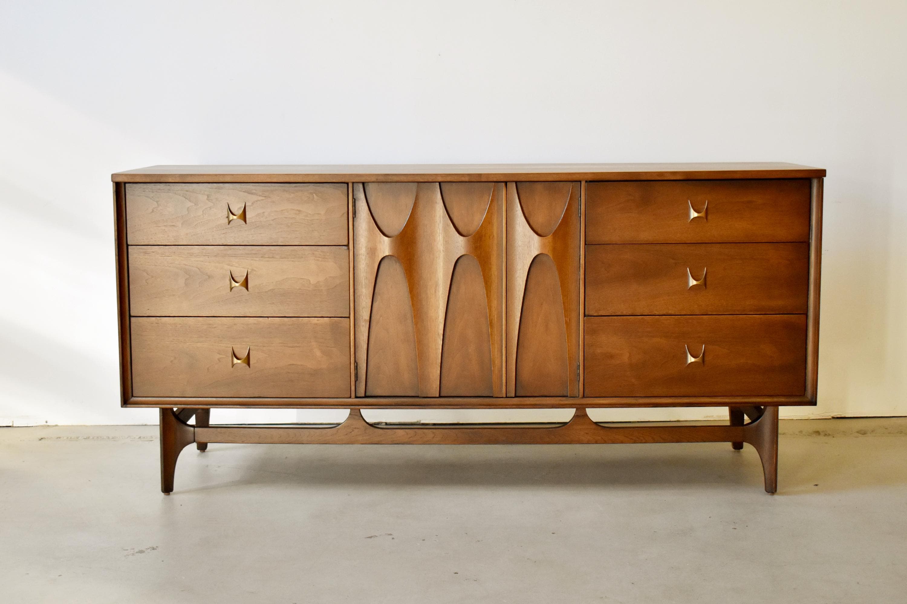 Broyhill Dining Furniture - Etsy