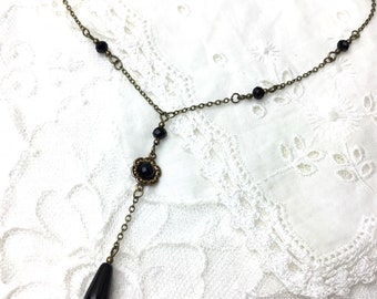 Black beaded antique brass lariat necklace lariat cabochon necklace