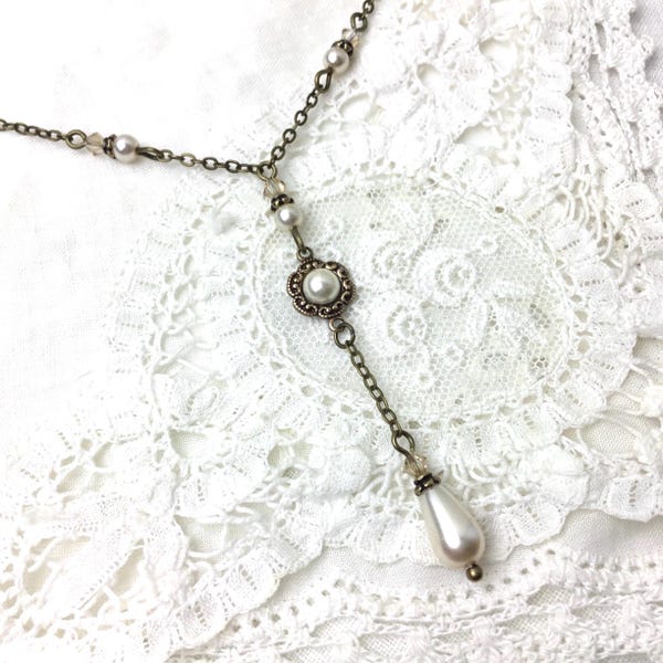 Floral cream romantic pearl y shape necklace pearl teardrop lariat necklace