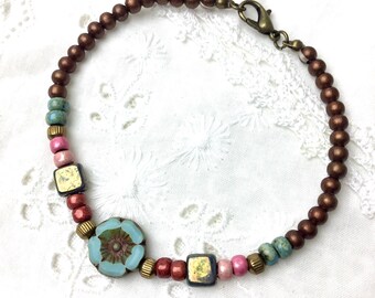 Buntes Stretch-Armband mit Blumen im Vintage-Stil, bronzefarbenes, mehrfarbiges Boho-Armband