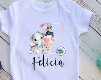 Barboteuse bébé éléphant, 1 pièce bébé initiale fleur, costume bébé personnalisé, éléphant imprimé et barboteuse bébé initiale, idée cadeau baby shower