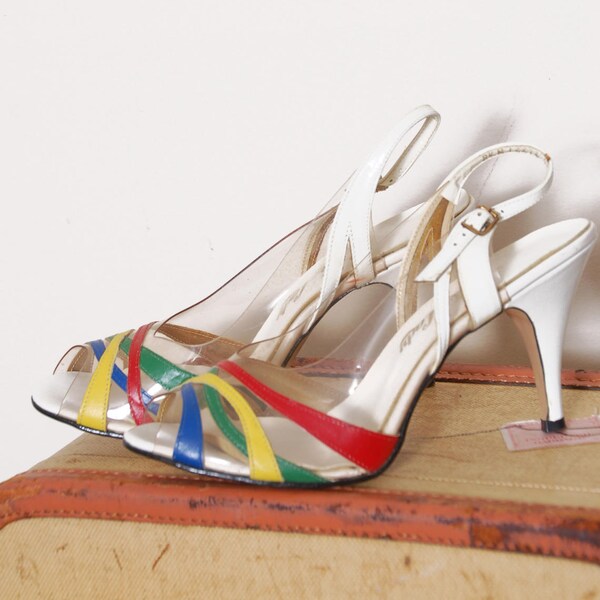 Vintage 60s clear plastic shoes / rainbow vinyl shoes / sling backs / open toe shoes / pin up heels / 60s heels