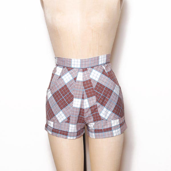 Vintage 50s shorts / plaid high waisted shorts / Catalina cotton shorts