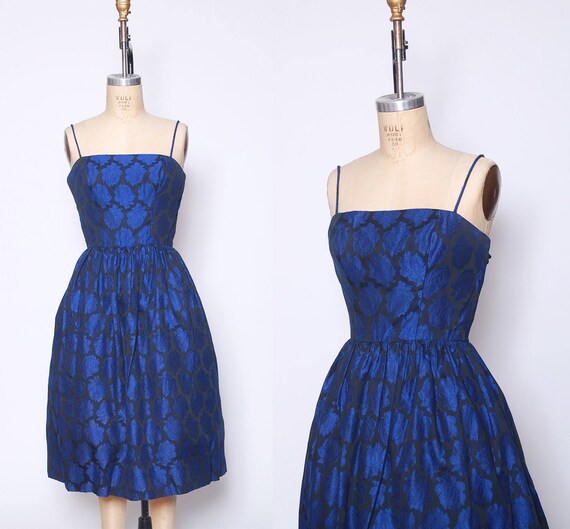 Vintage 50s blue rose dress / floral cocktail dres