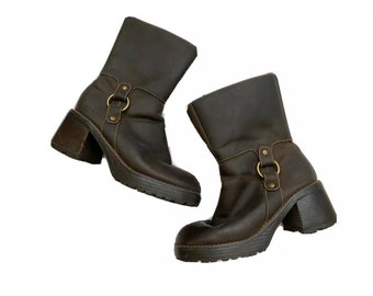 vintage skechers boots