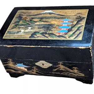Vtg Black Lacquer Japanese Jewelry Box Ballerina Music Box Mirrored Gold Black