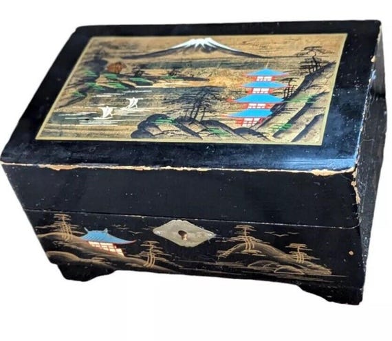 Lacquer japanese music box - Gem Lacquer japanese music box - Gem