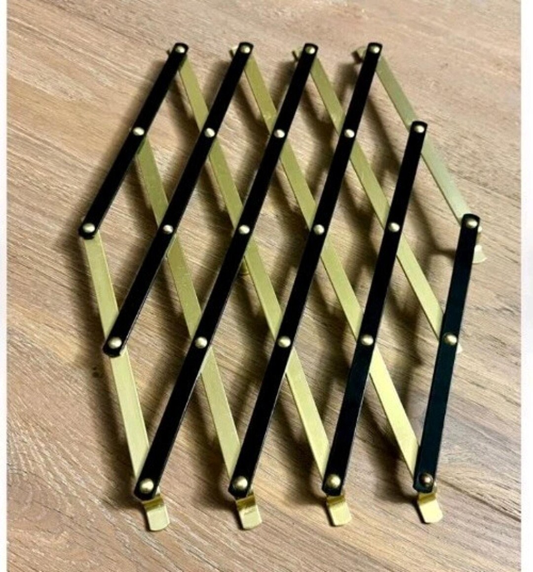 Sigg Metal Accordion Hanging Rack Hot Plate Trivet Expanding Gold Black ...